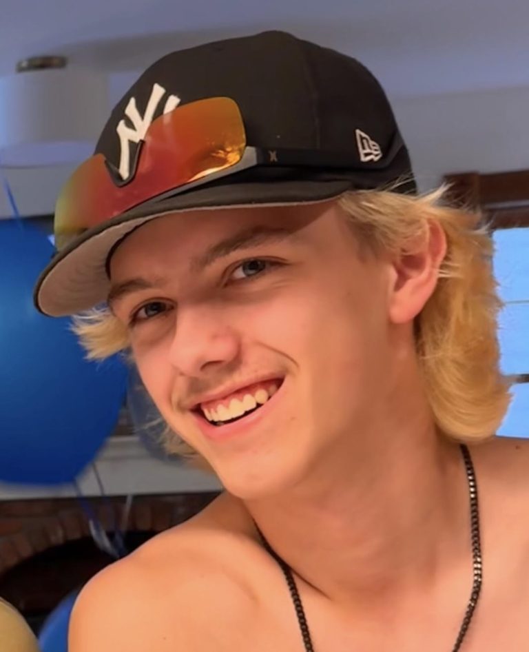 Jack Thomas Shepherd | Rod Abrams Funeral Home Ltd.